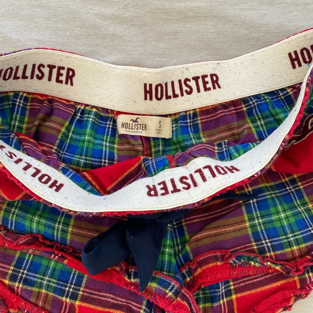 Hollister PJ shorts - Picture 3 of 3
